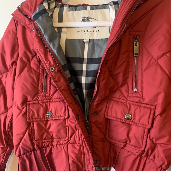 Burberry women's waist length jacket fits xs-s - Picture 2 of 7